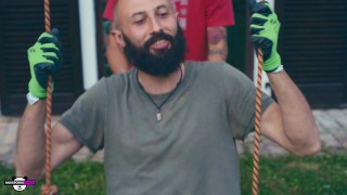 Pandavlog: Pompini, lego, sesso, culi e birra. Una settimana interessante.